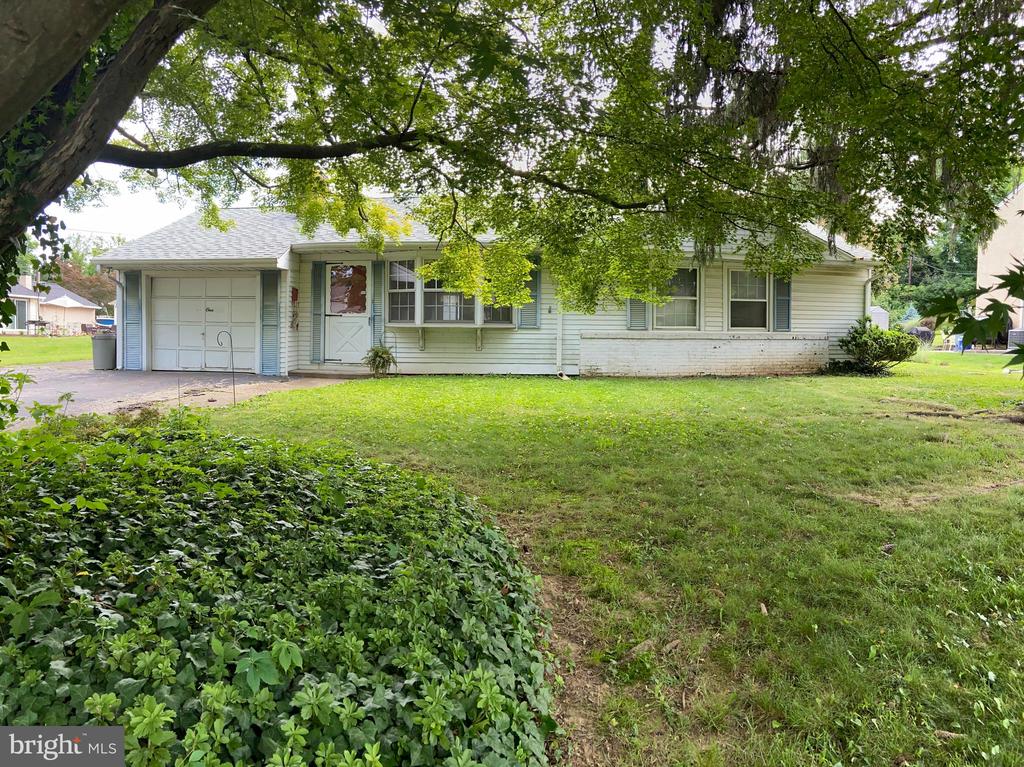 41 LAUBERT ROAD