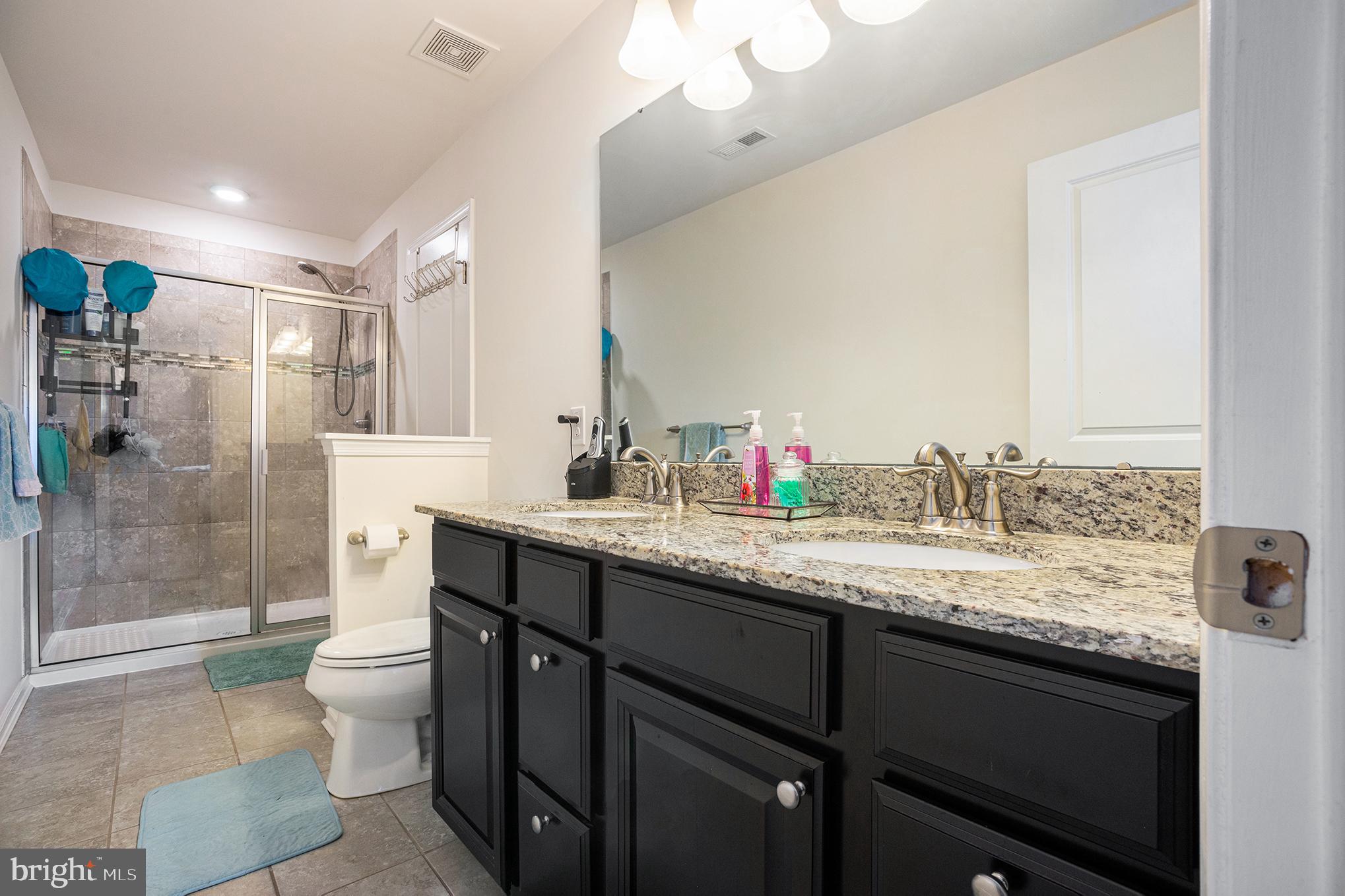 1715 LISA COURT