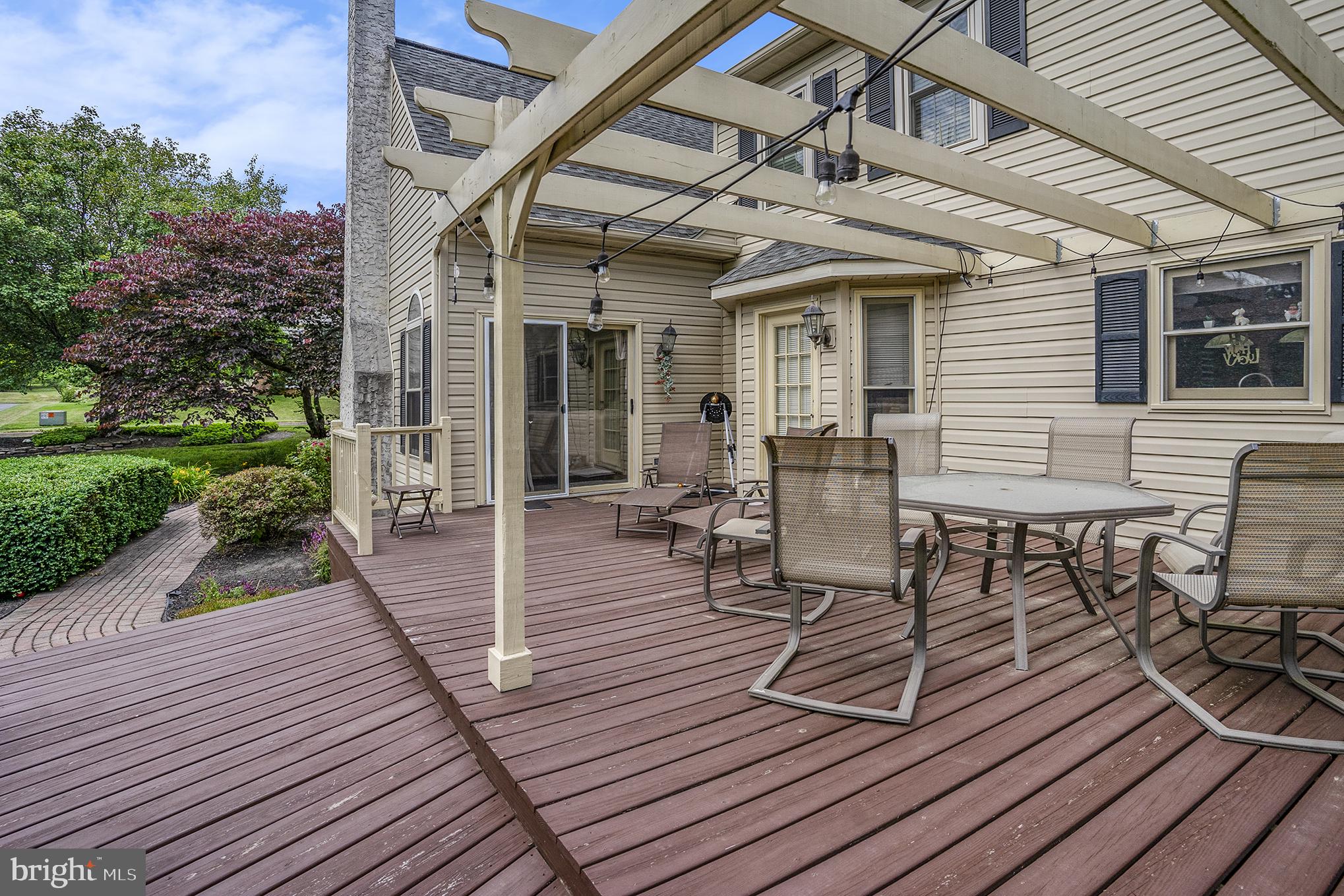 139 CLOVER LEAF LANE