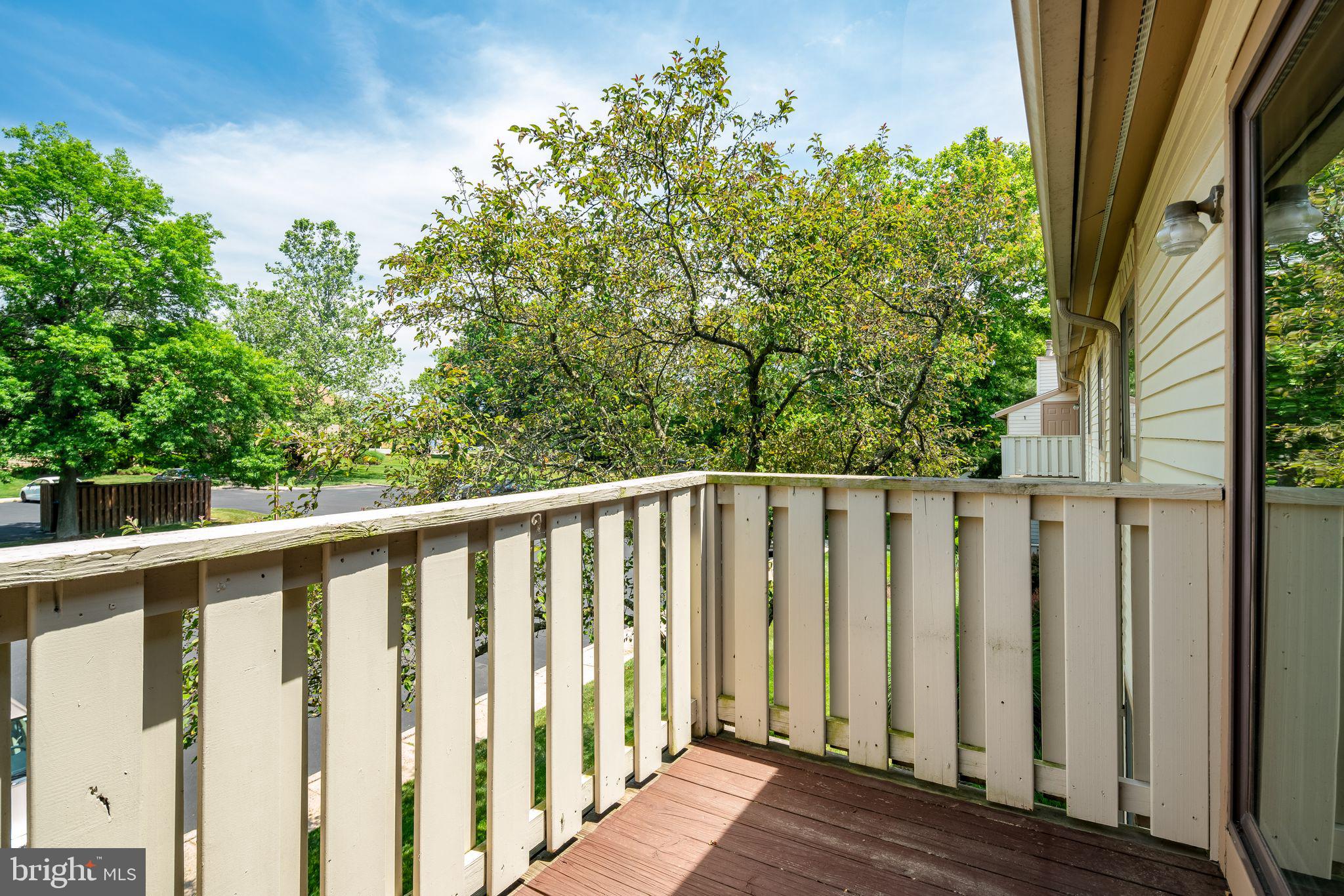 206 HICKORY COURT 206