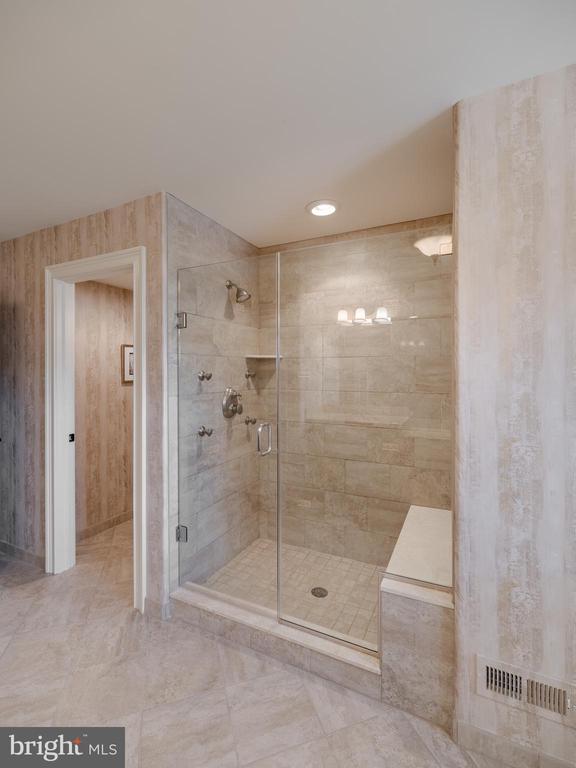 108 ELK COURT