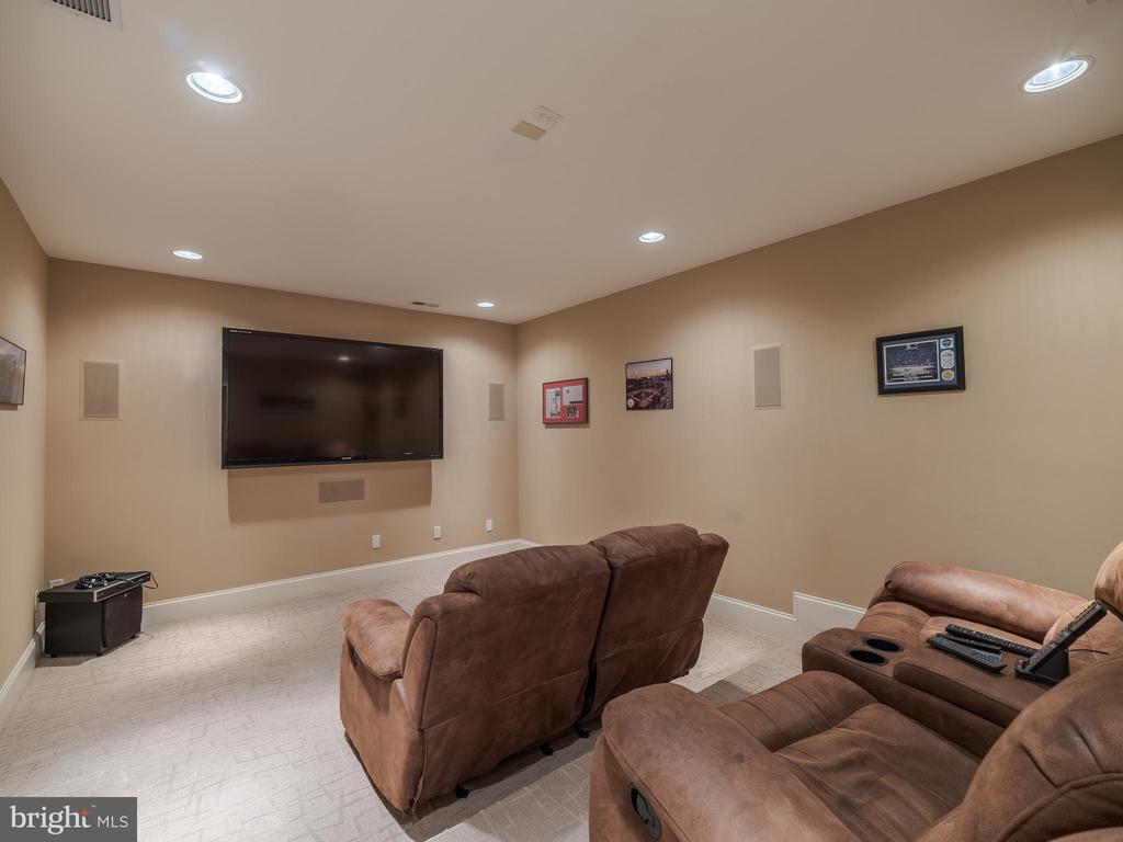 108 ELK COURT