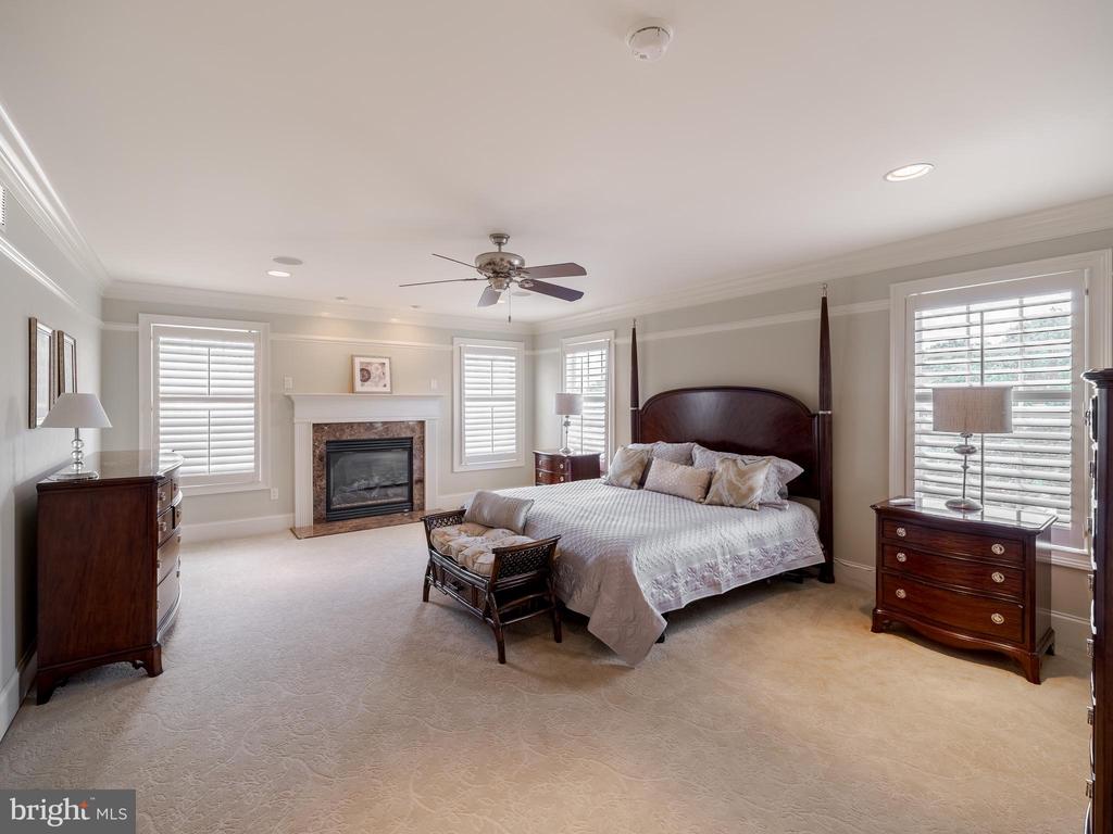 108 ELK COURT