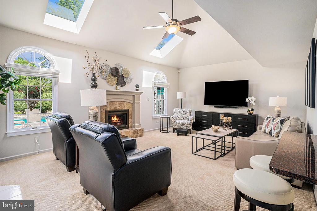 367 GOSLING DRIVE