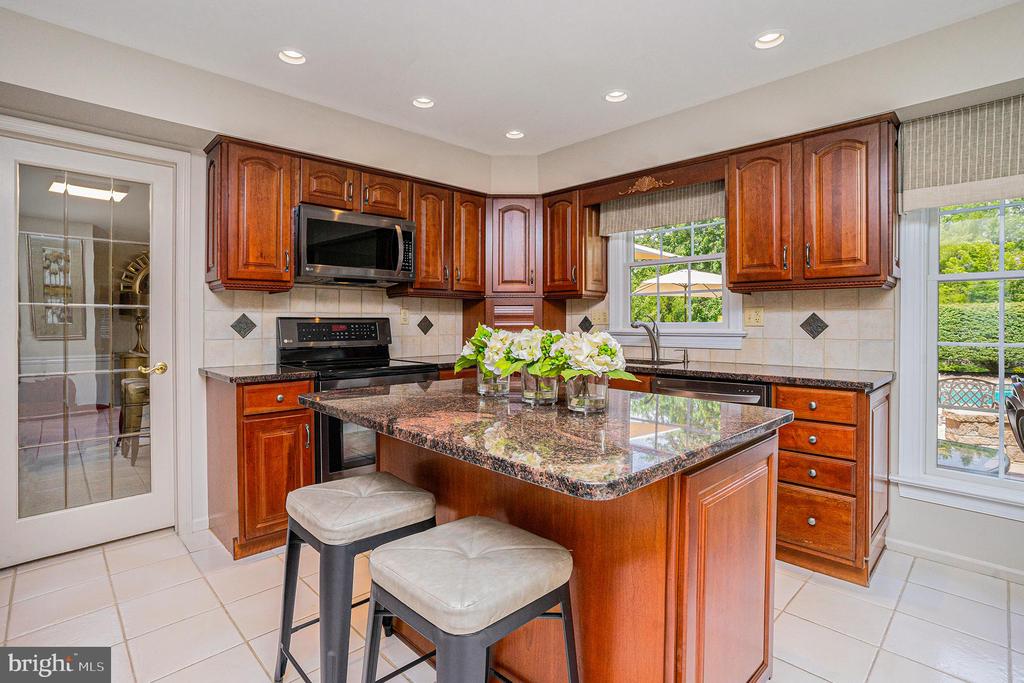 367 GOSLING DRIVE