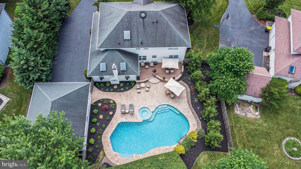 367 GOSLING DRIVE