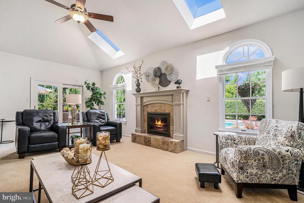 367 GOSLING DRIVE
