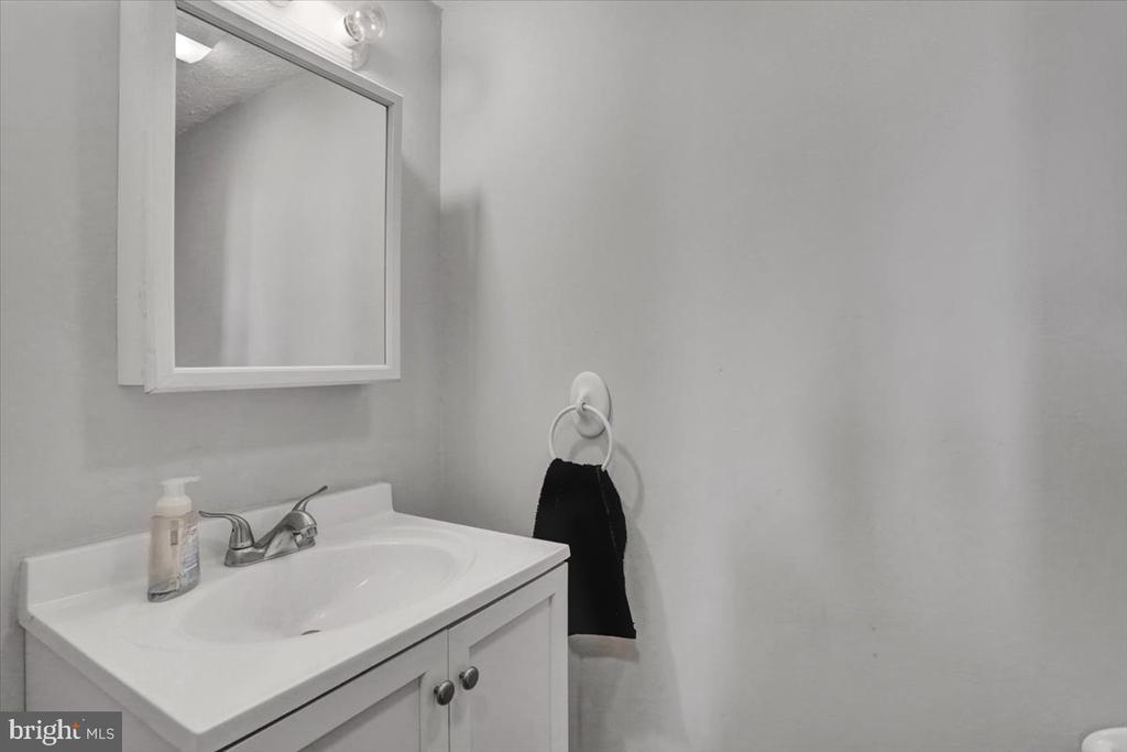 3312 NEW HANOVER SQUARE ROAD