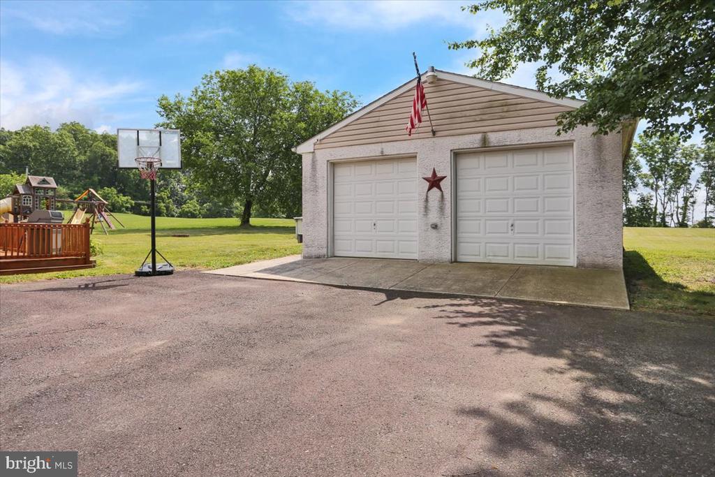 3312 NEW HANOVER SQUARE ROAD