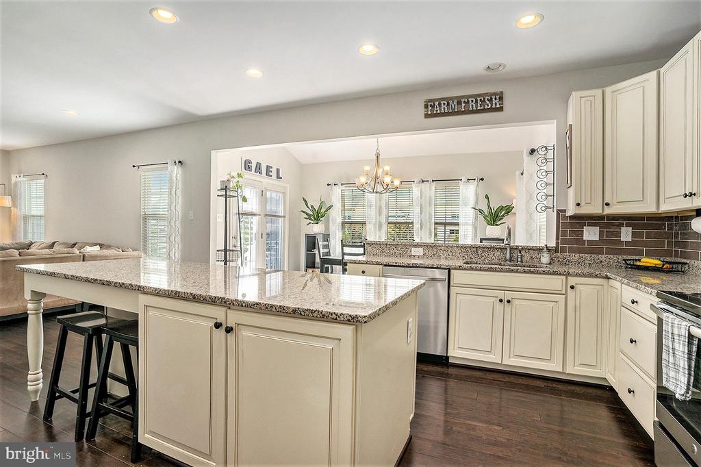 3003 SADDLEWOOD DRIVE