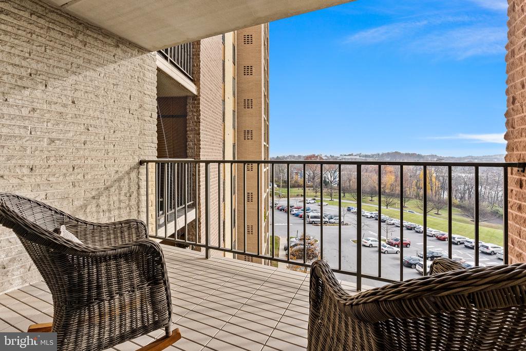10608 VALLEY FORGE CIRCLE 608