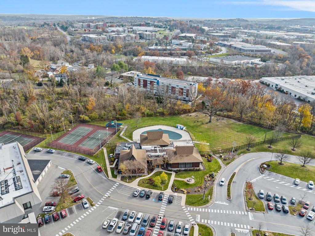 10608 VALLEY FORGE CIRCLE 608
