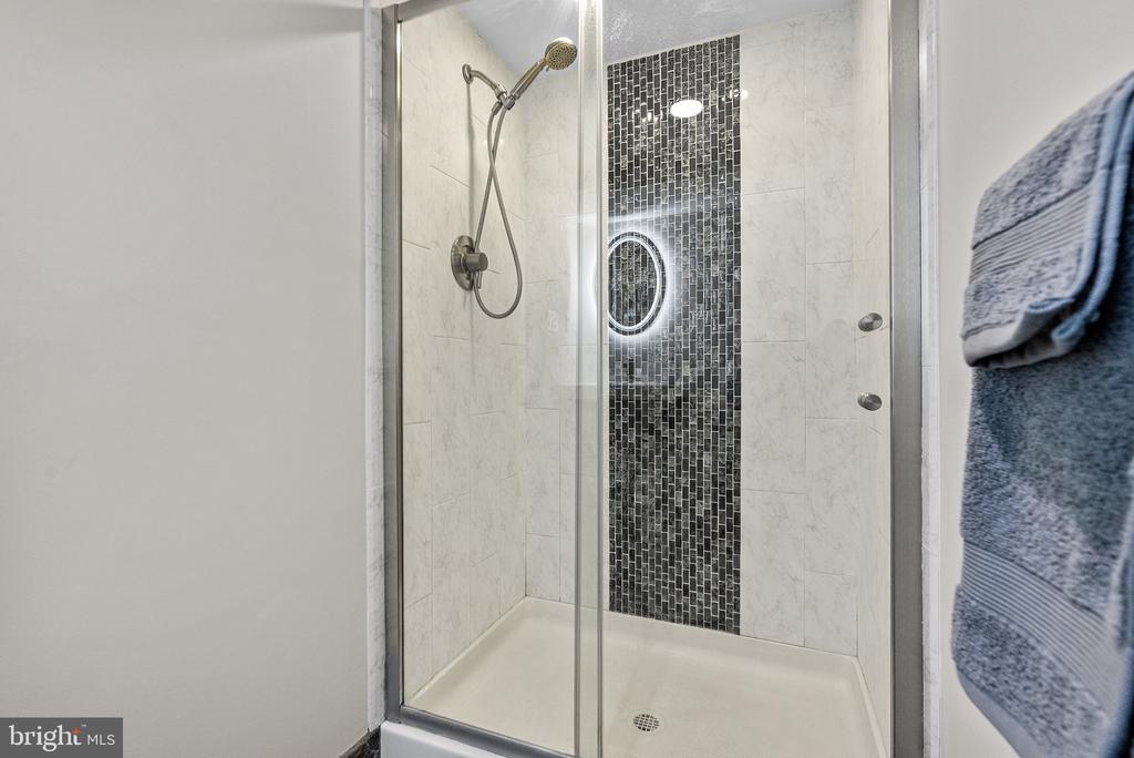 10608 VALLEY FORGE CIRCLE 608