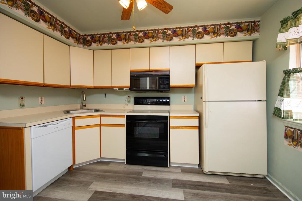 403 BROWN BRIAR CIRCLE