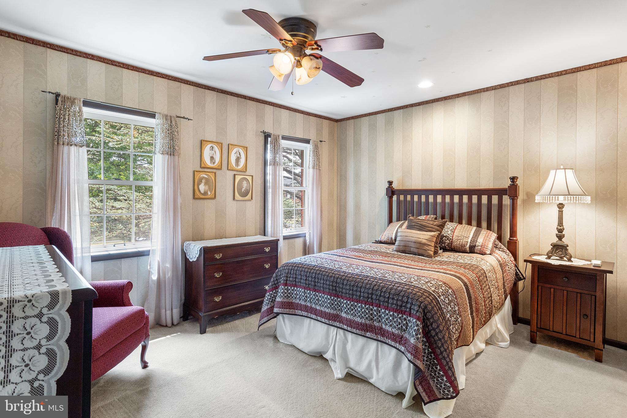 1122 CANTERBURY DRIVE