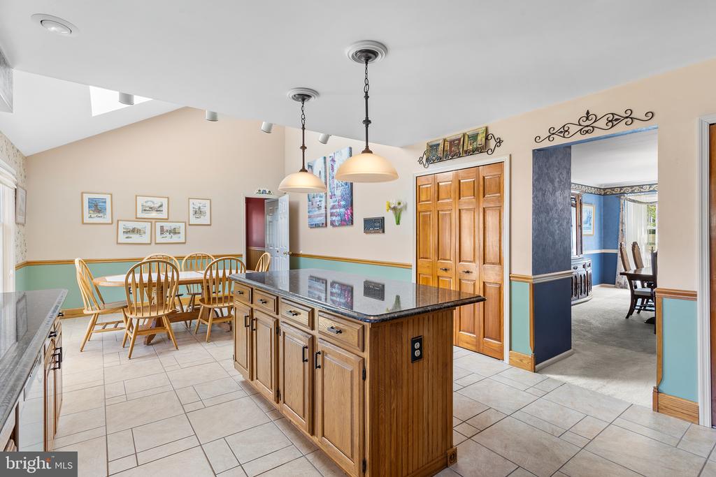 1122 CANTERBURY DRIVE