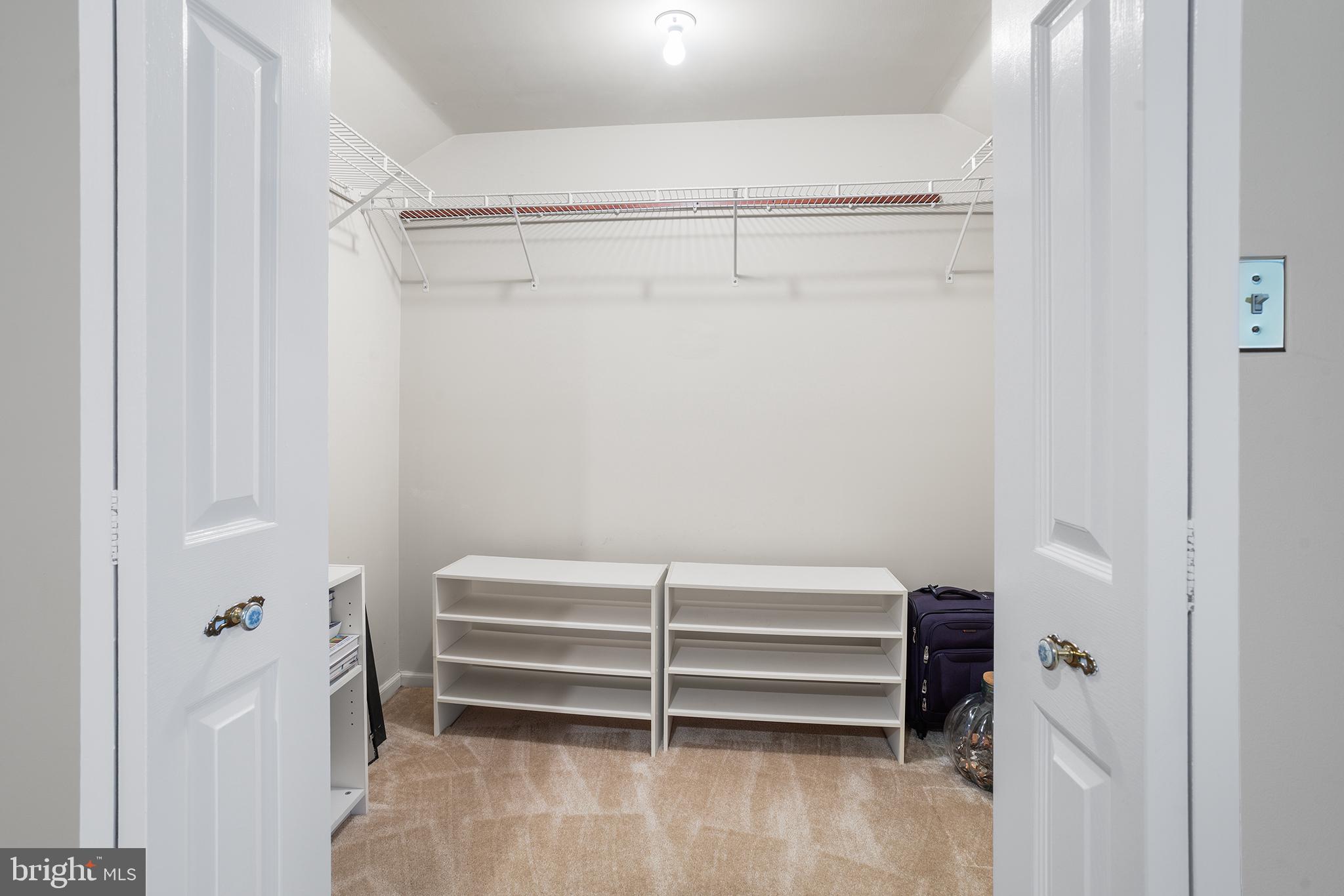 1122 CANTERBURY DRIVE