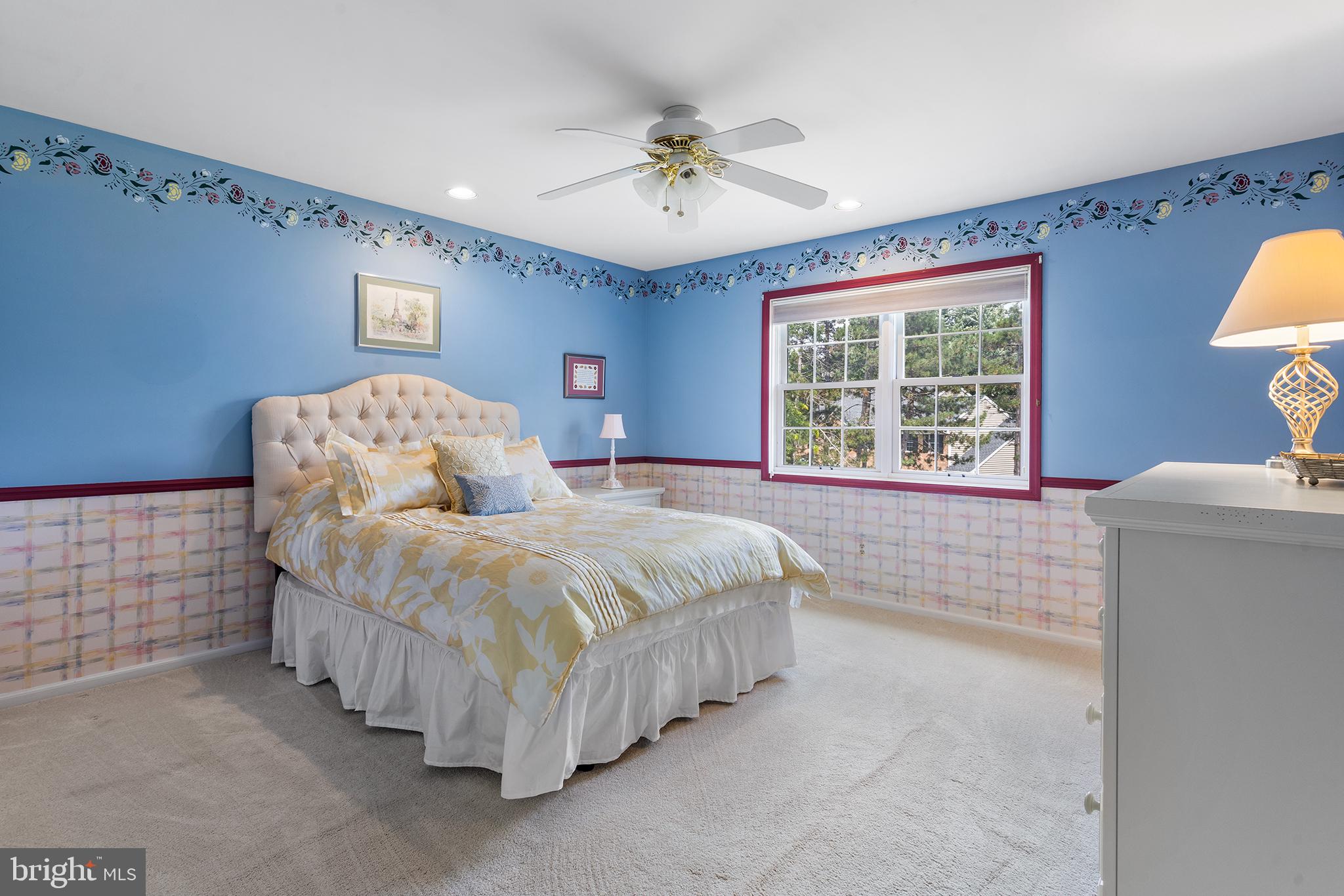 1122 CANTERBURY DRIVE