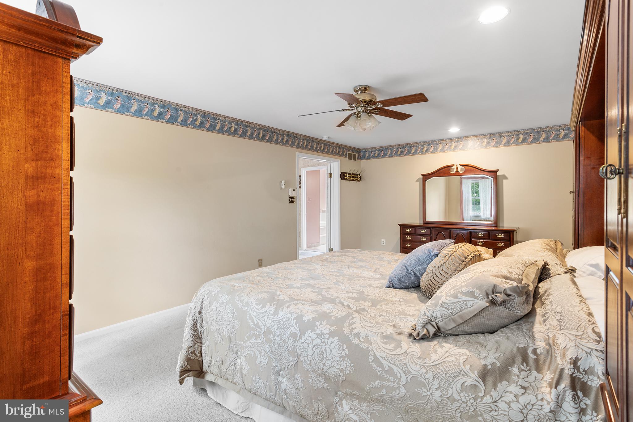 1122 CANTERBURY DRIVE