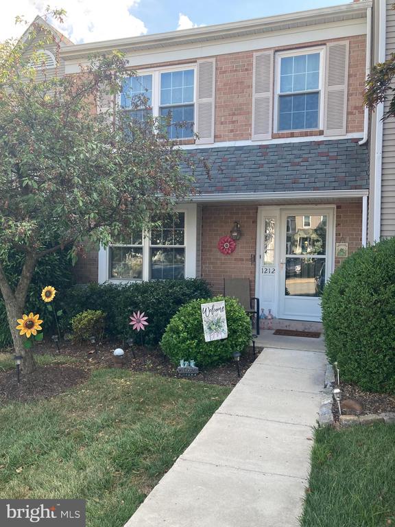 1212 WINDMILL CIRCLE