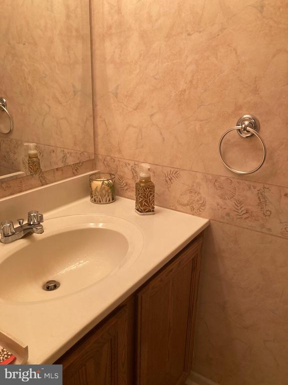 1212 WINDMILL CIRCLE