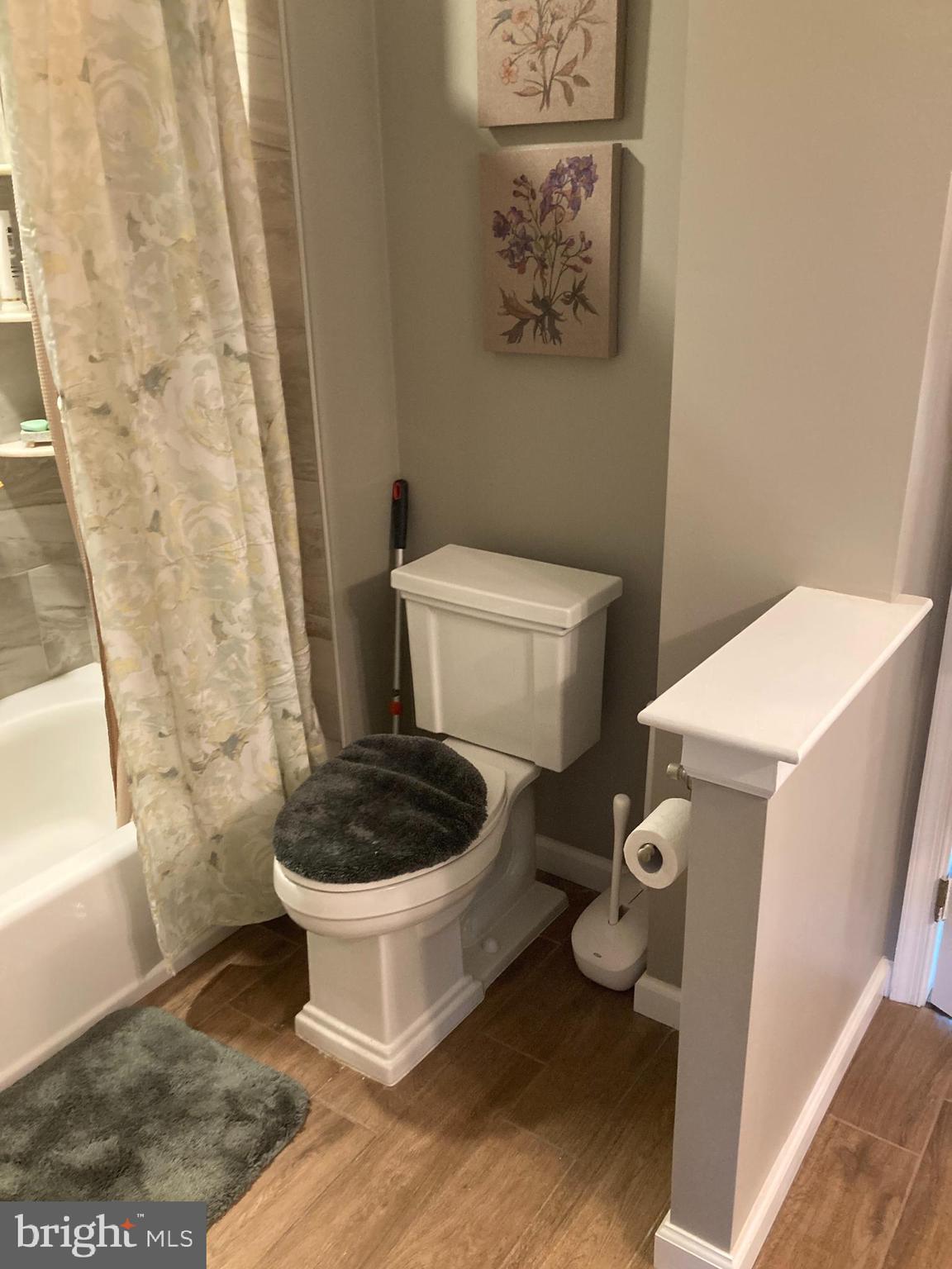 1212 WINDMILL CIRCLE