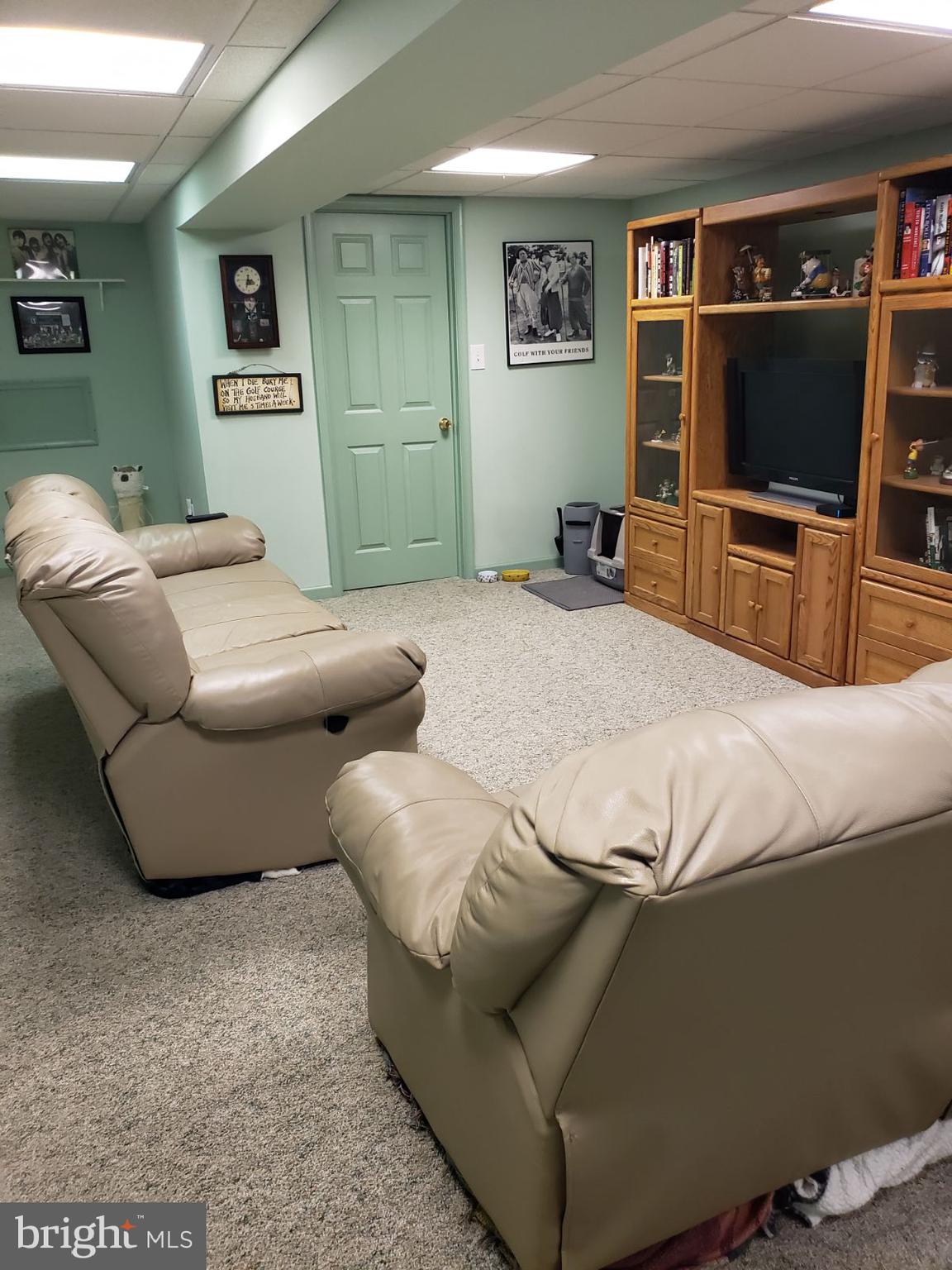 1212 WINDMILL CIRCLE