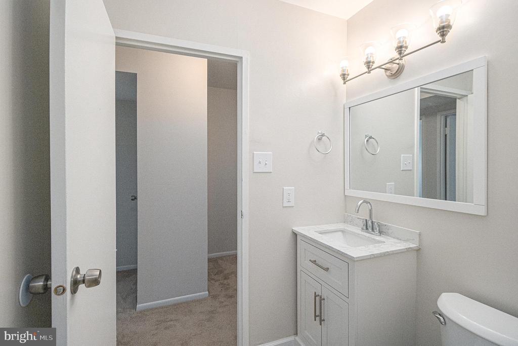 122 STONY WAY 122