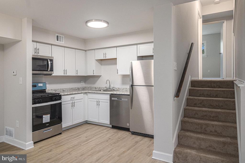 122 STONY WAY 122