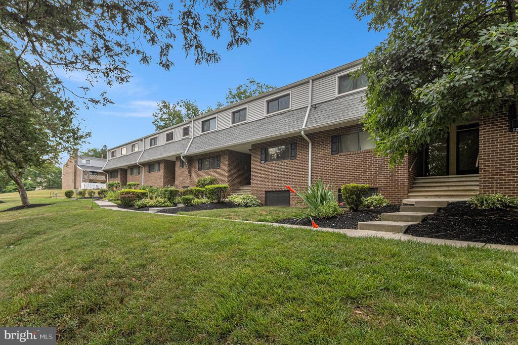 122 STONY WAY 122