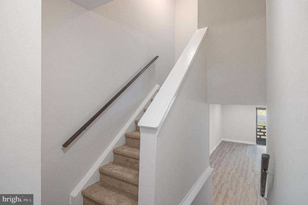 122 STONY WAY 122
