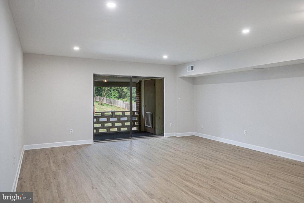 122 STONY WAY 122