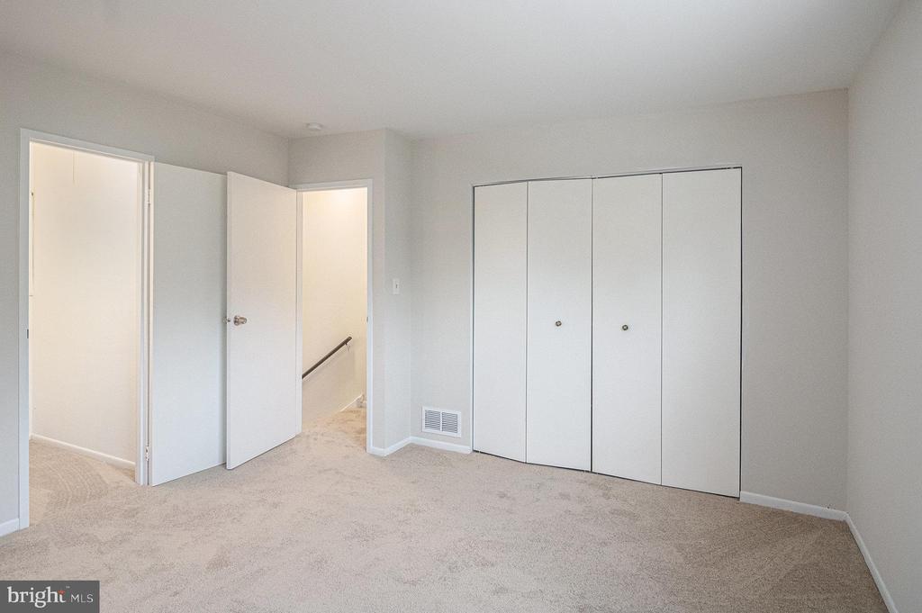 122 STONY WAY 122