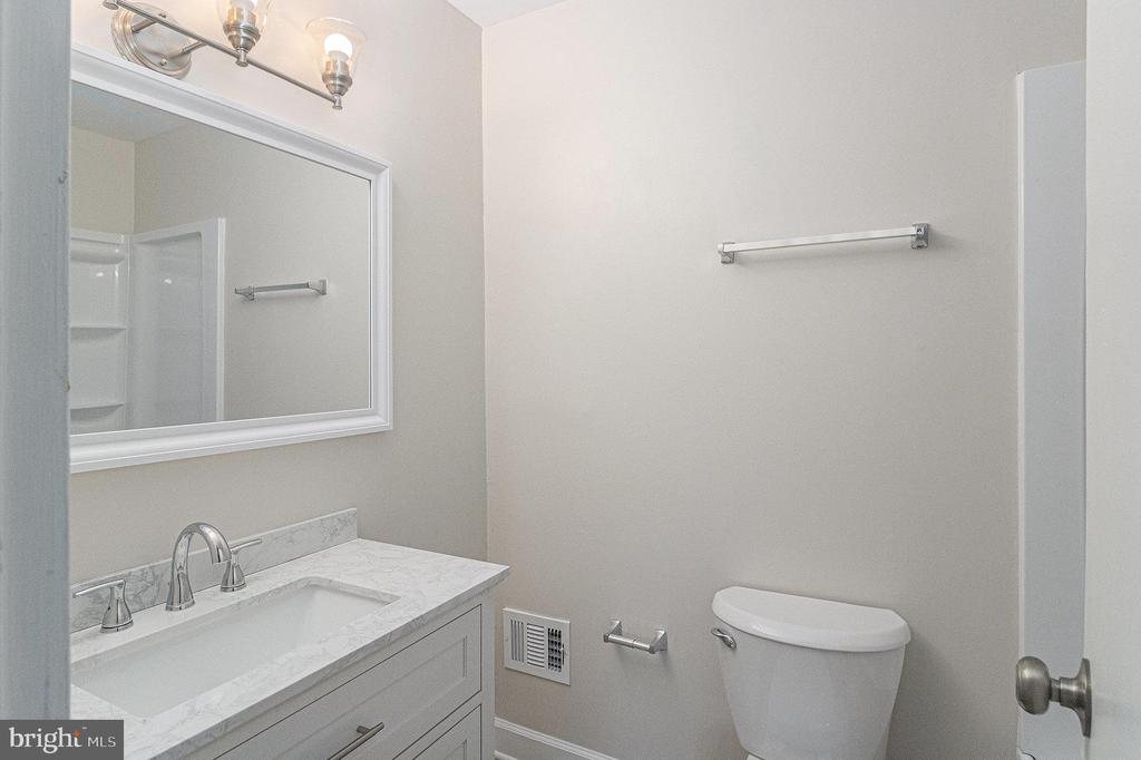 122 STONY WAY 122