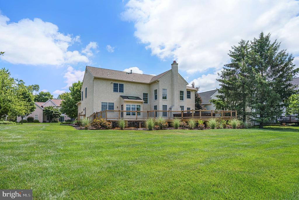 104 SPYGLASS DRIVE