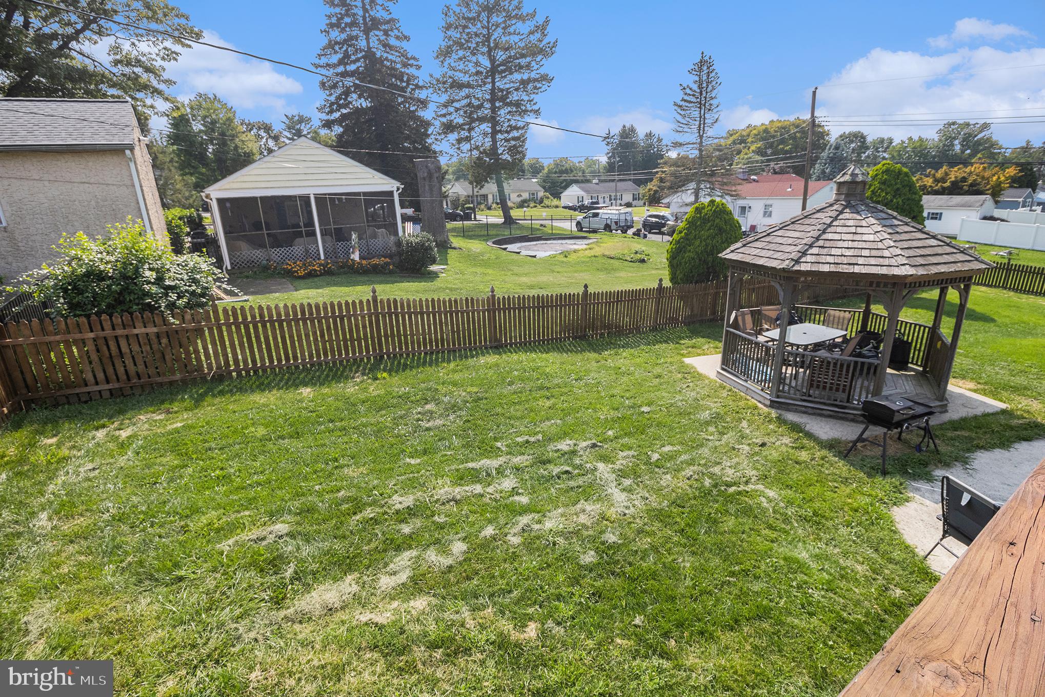 223 N WHITEHALL ROAD