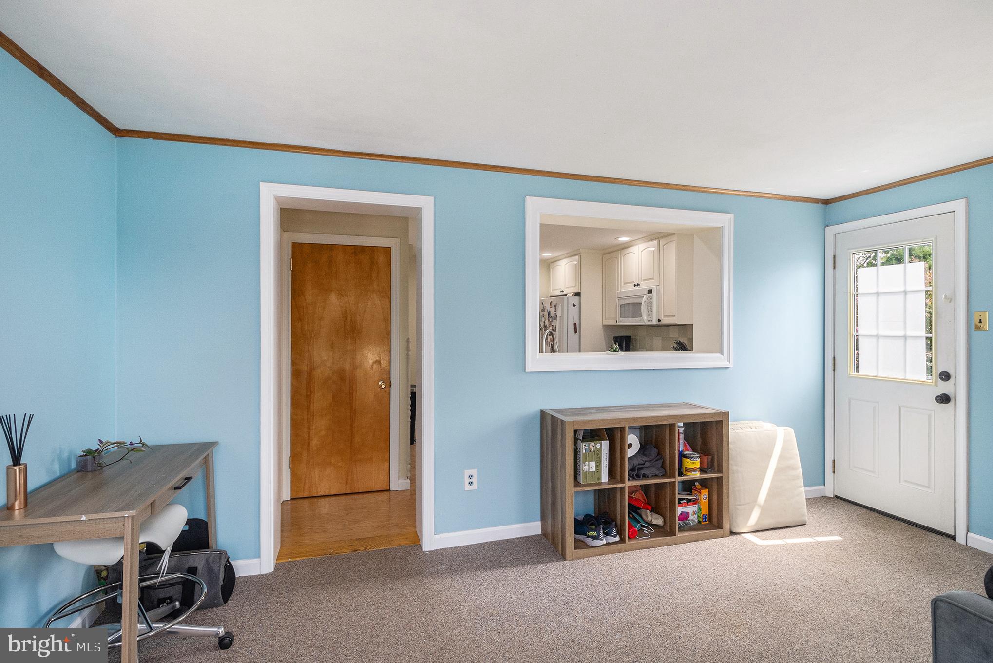 223 N WHITEHALL ROAD