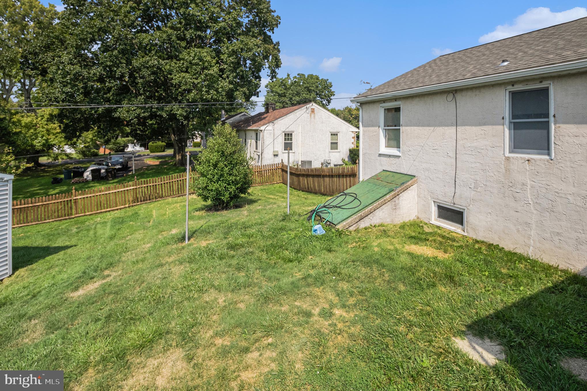 223 N WHITEHALL ROAD