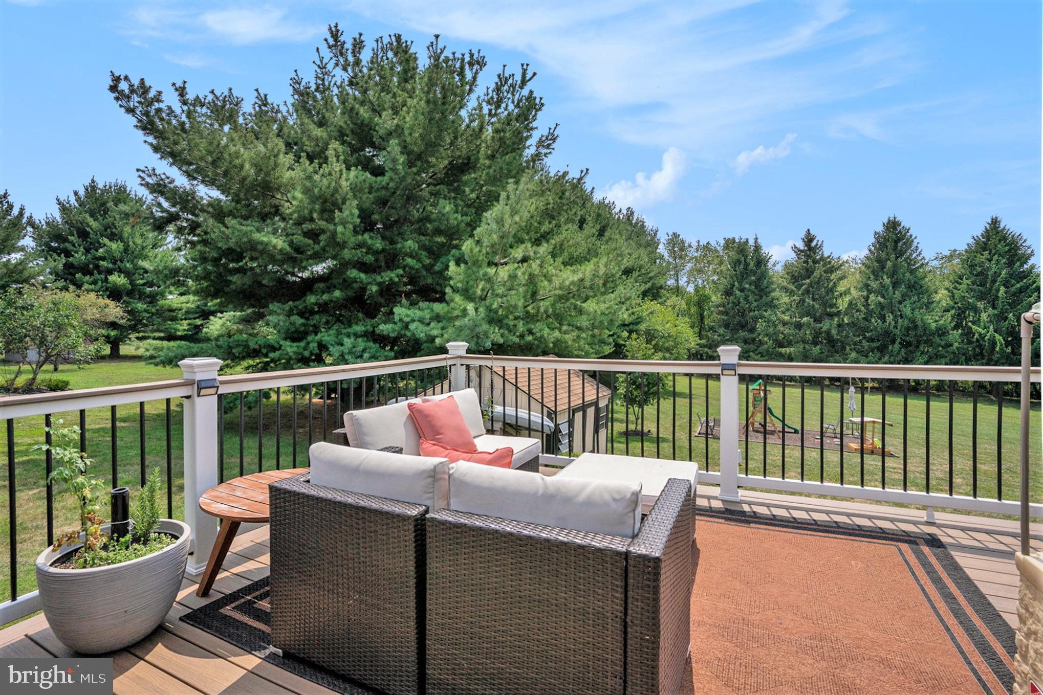 439 S MENNONITE ROAD