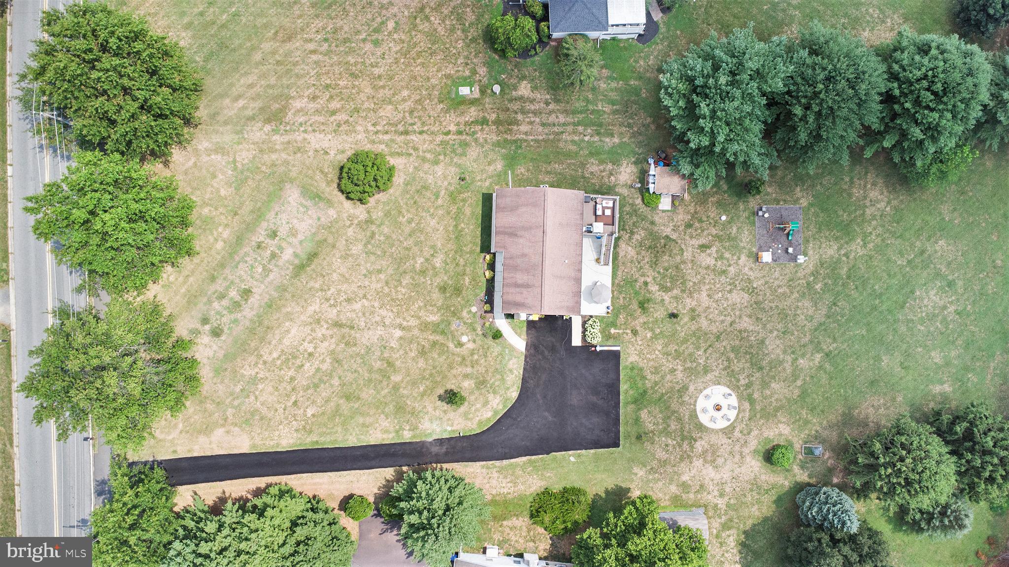 439 S MENNONITE ROAD