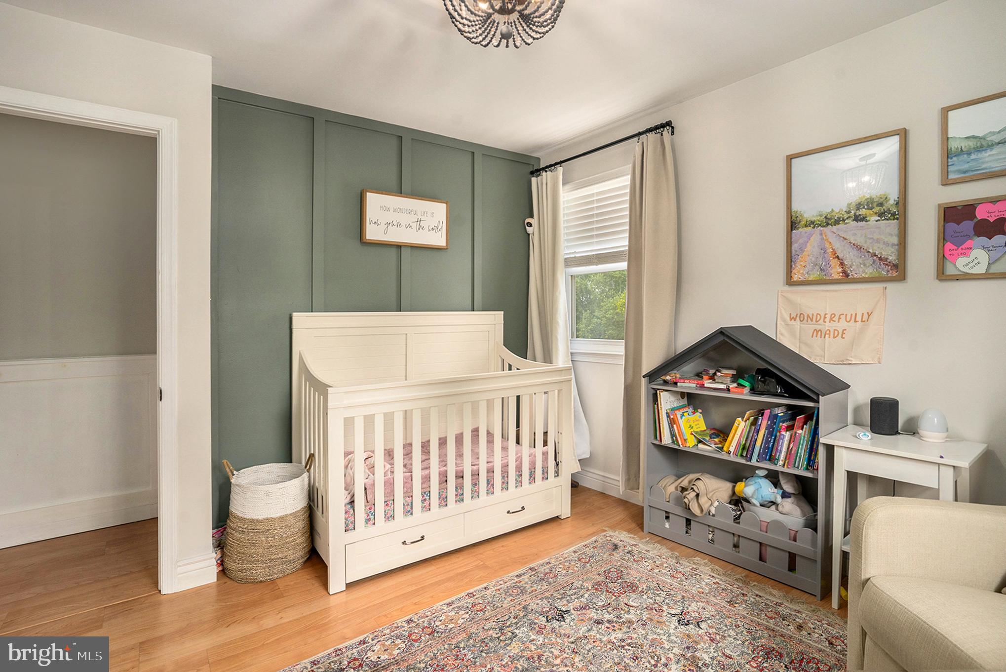 439 S MENNONITE ROAD