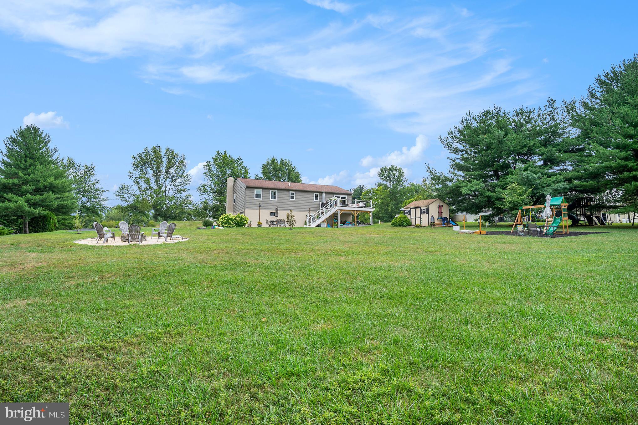 439 S MENNONITE ROAD