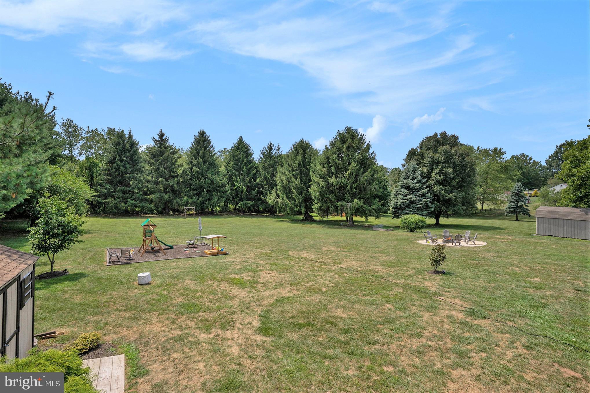 439 S MENNONITE ROAD