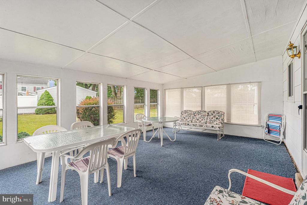35 LATCHSTRING LANE