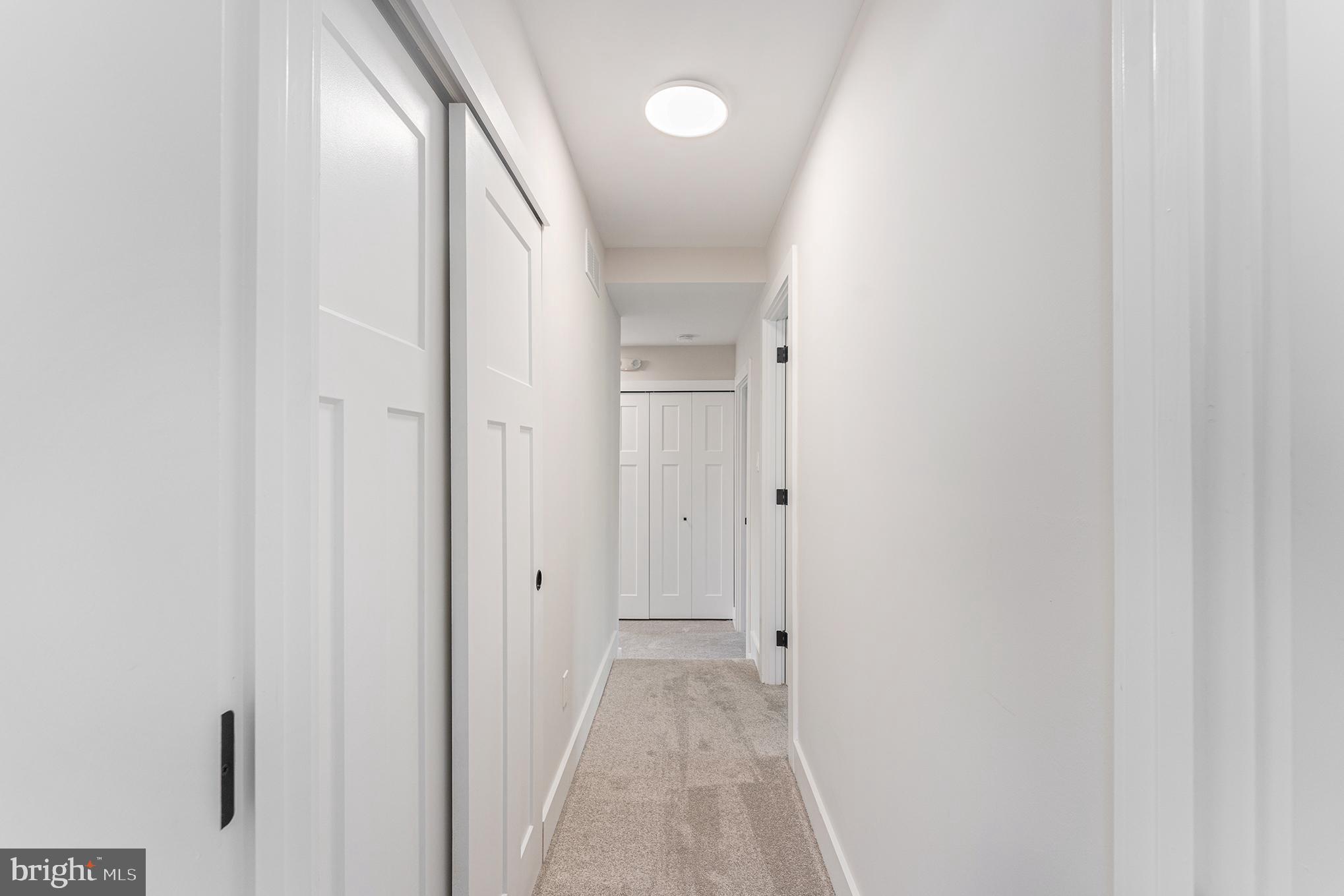 10 MEADOWLARK LANE