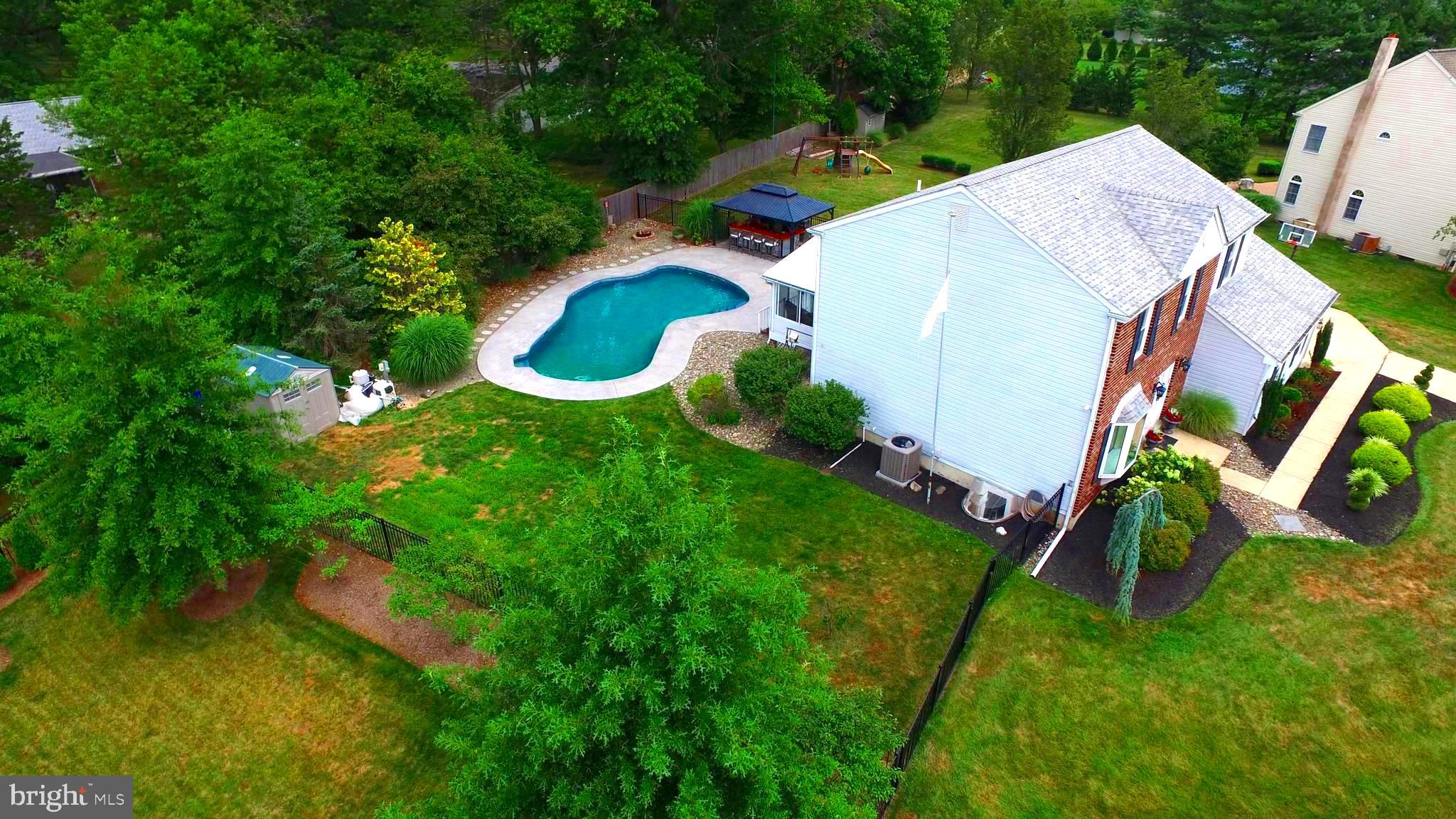 1689 LATCH STRING LANE