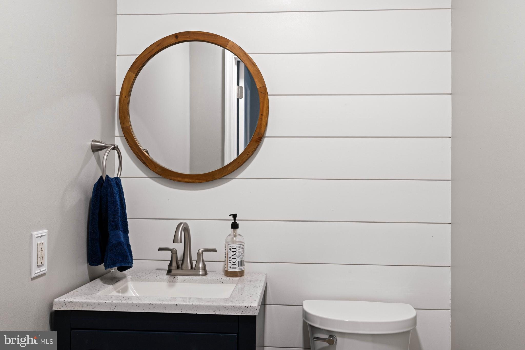 1689 LATCH STRING LANE