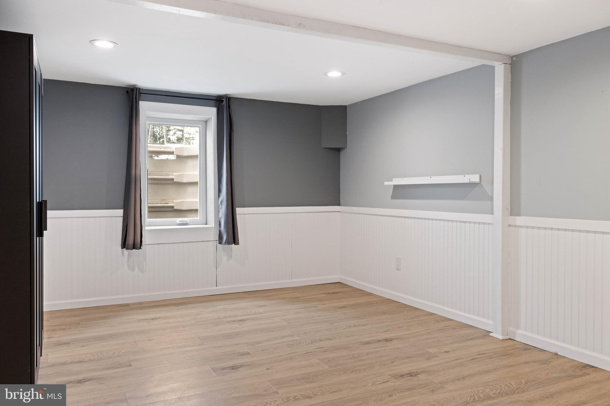 1689 LATCH STRING LANE