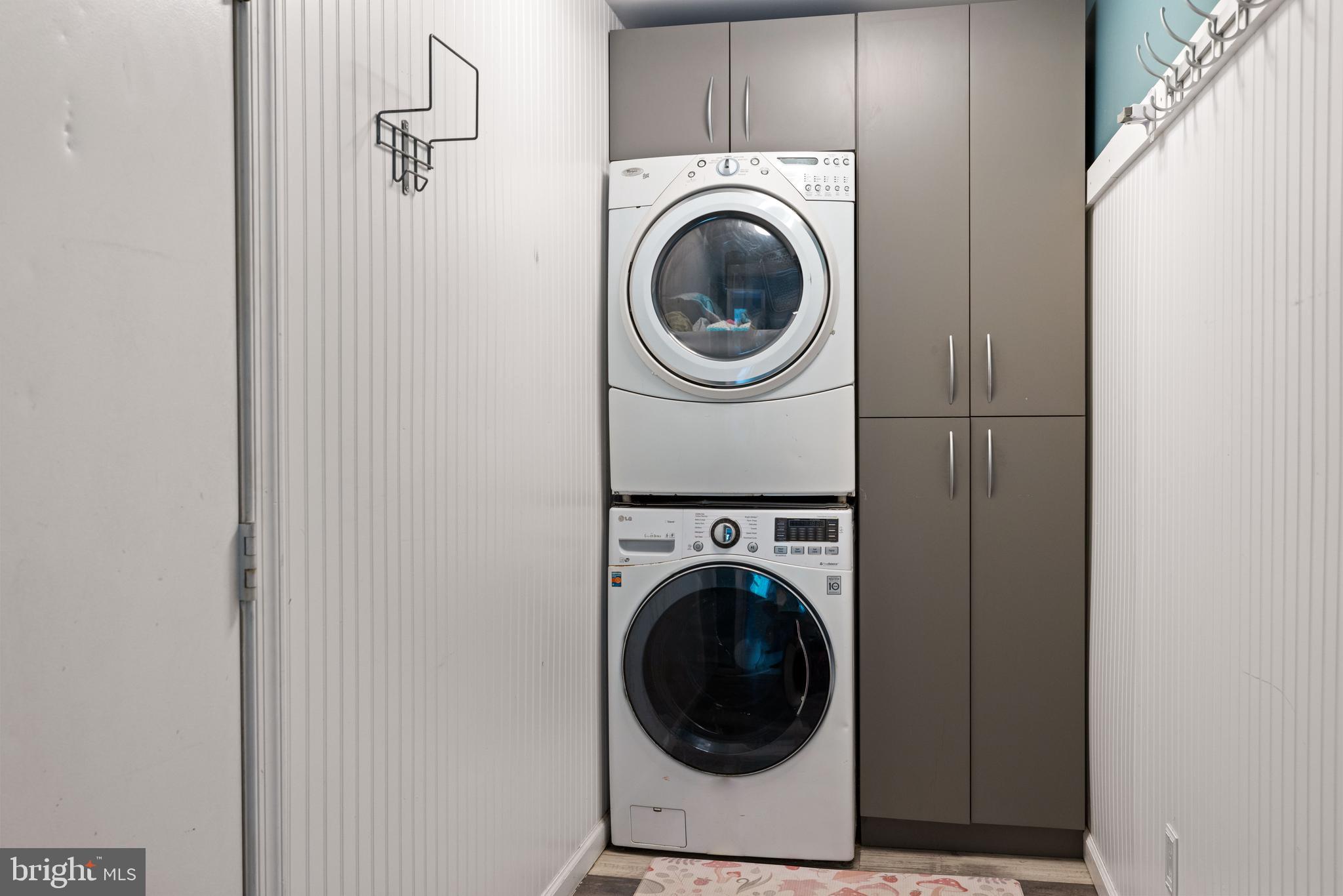 1689 LATCH STRING LANE