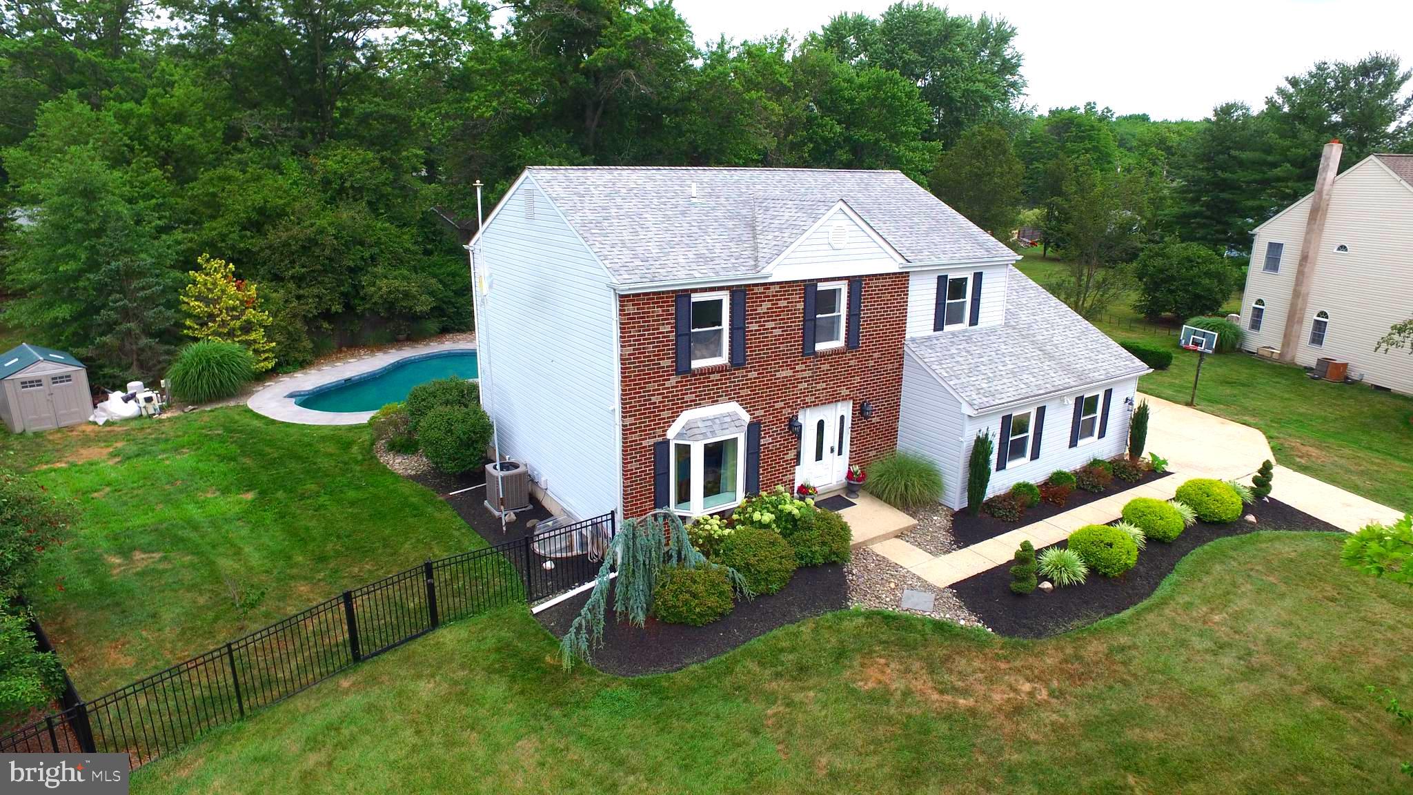 1689 LATCH STRING LANE